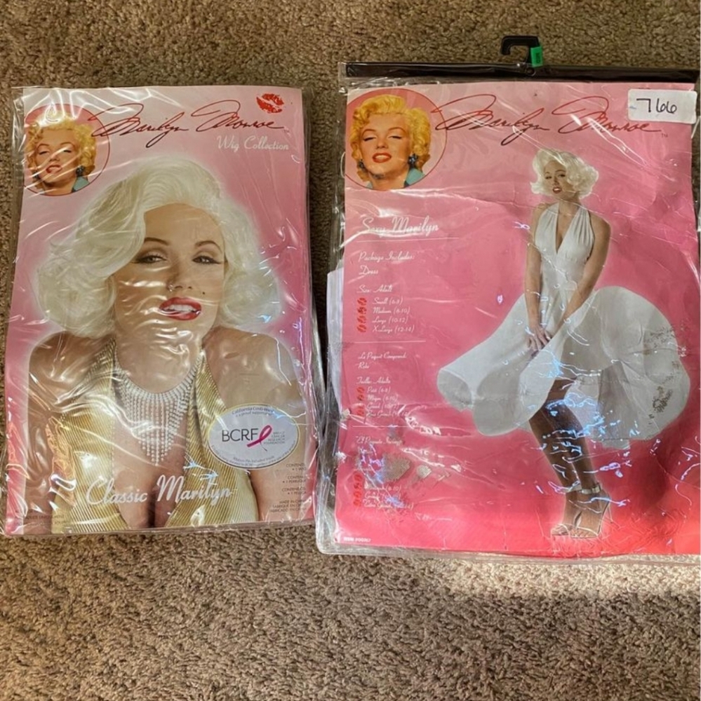 Marilyn Monroe Costume Size Medium